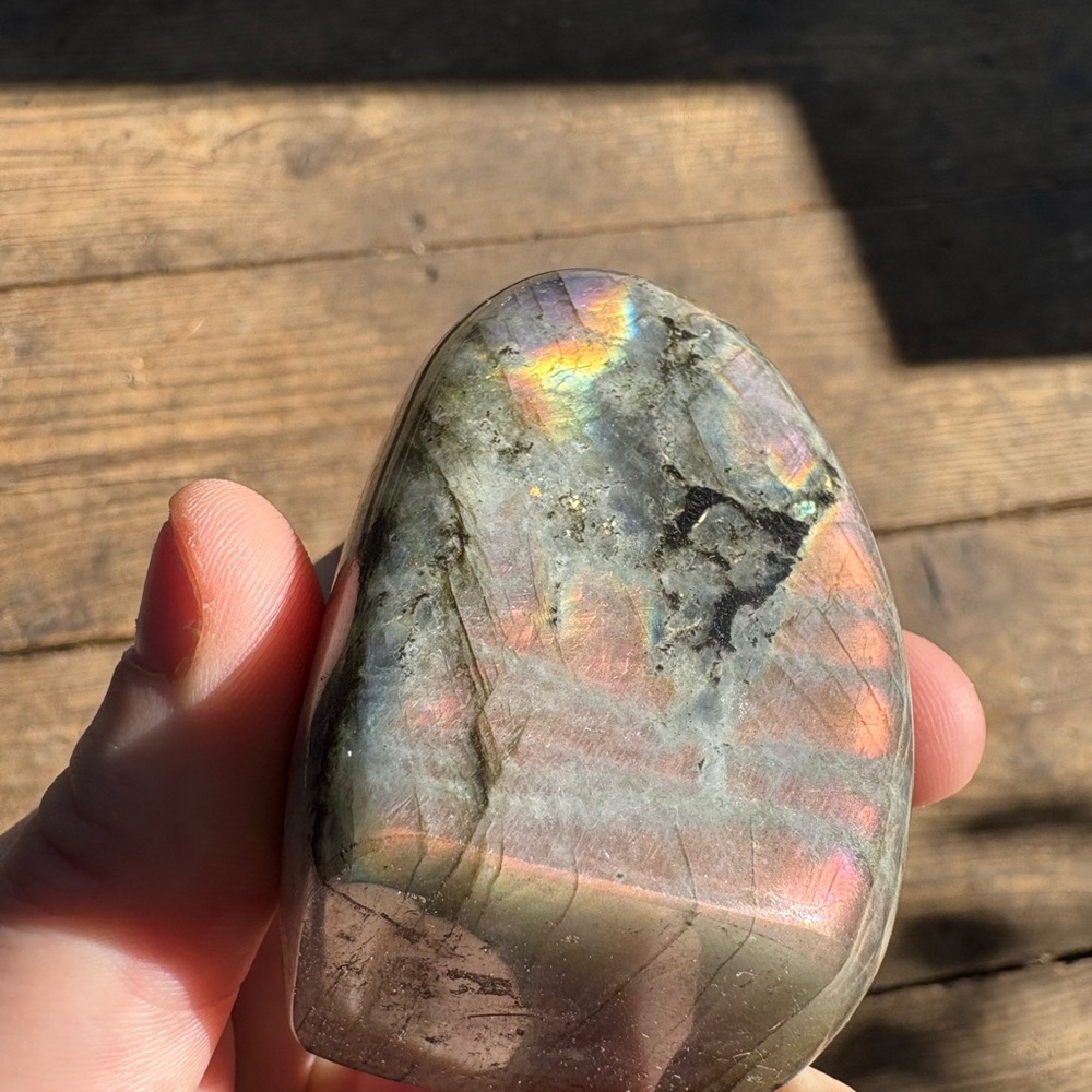 Iridescent Labradorite Freeform - Picture 3 of 4